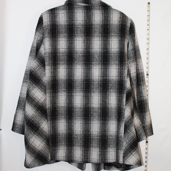 Lane Bryant Double-Breasted Faux-Wool black and gray lined coat 20 - worn once - Picture 8 of 8